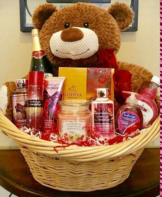 Valentine Gift Ideas For Mom
 Valentines baskets