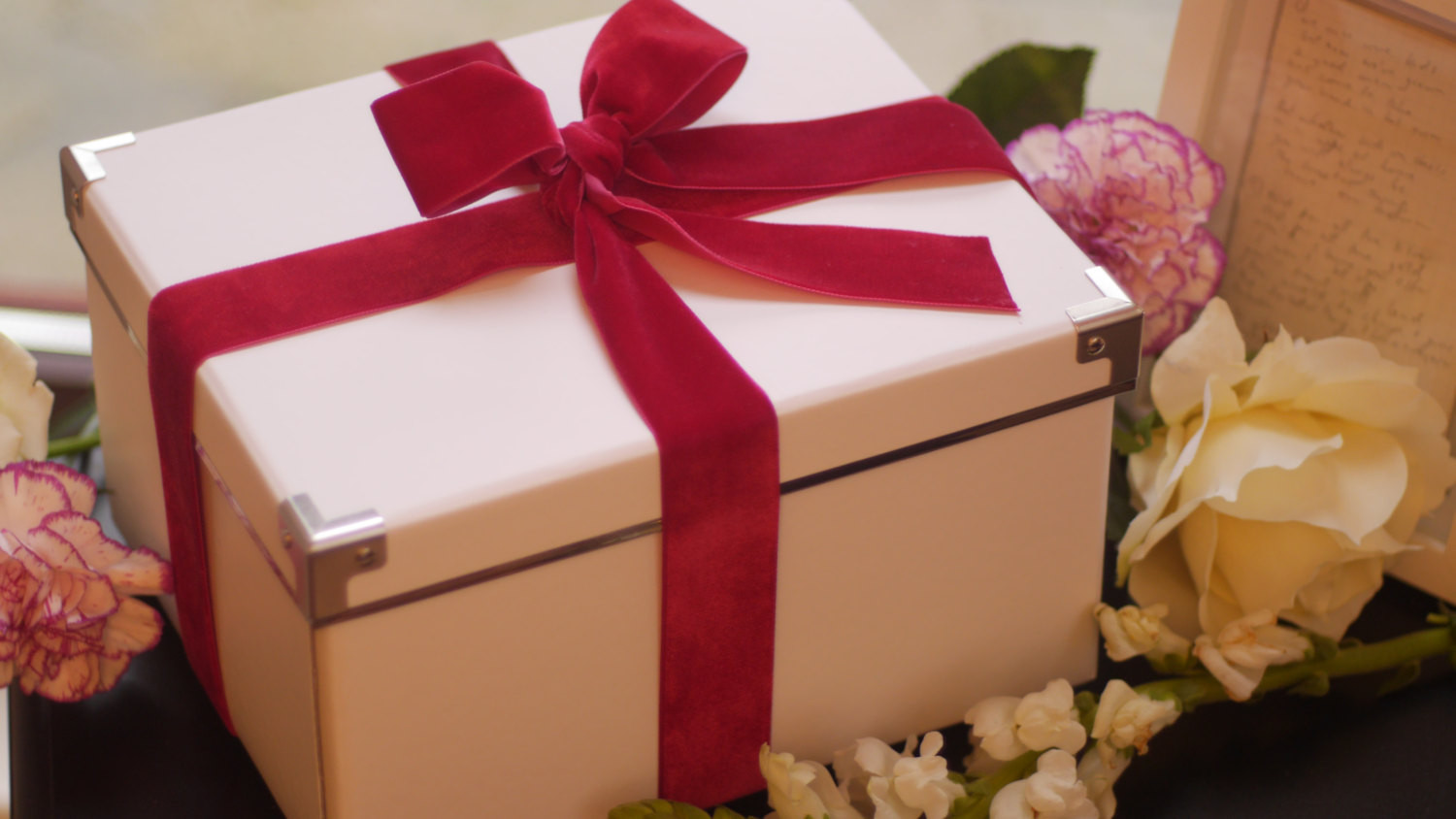 Valentine&amp;#039;s Day Gift Box Ideas Lovely 18 Cute Little Gift Box Ideas for Valentine S Day