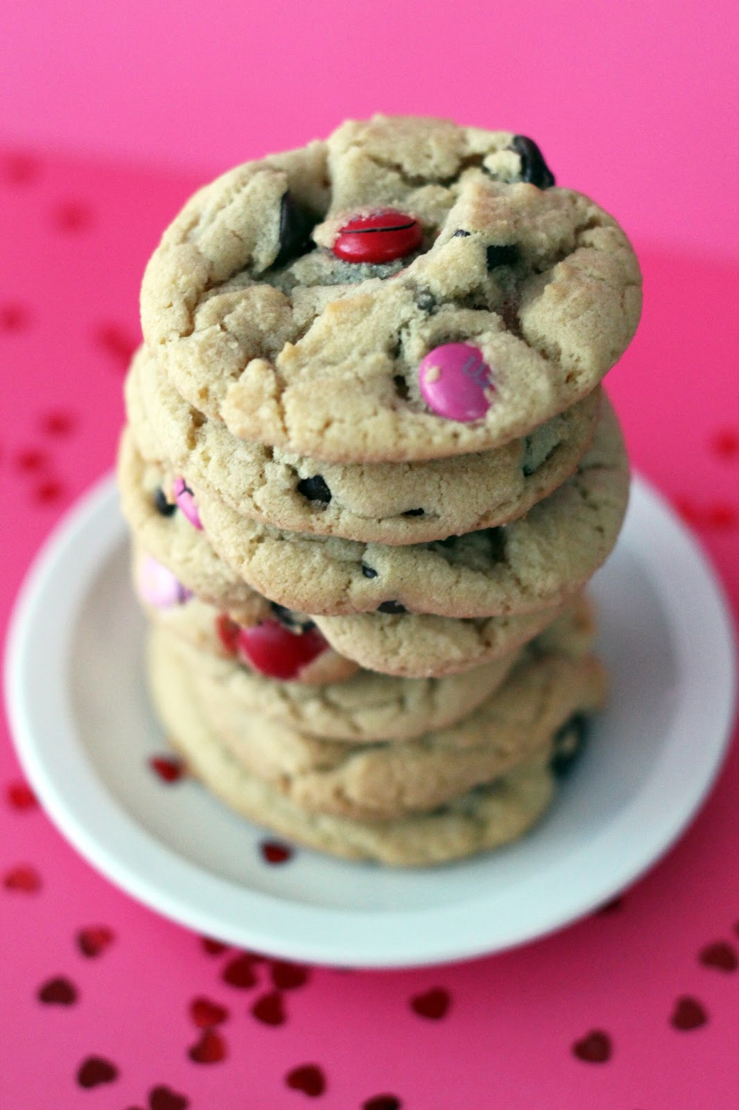 Valentines Chocolate Chip Cookies
 Worth Pinning Chocolate Chip Cookies with Valentine s M&Ms
