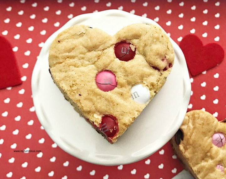Valentines Chocolate Chip Cookies
 13 Simple & Quick Heart Shaped Valentine Cookies