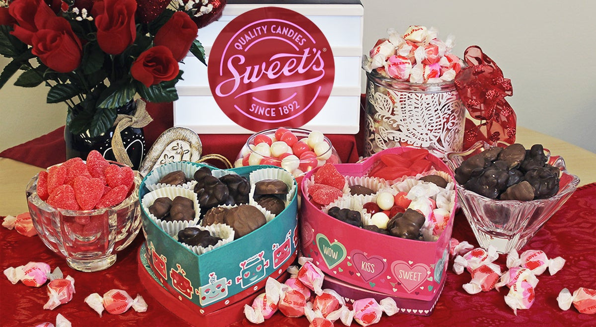 Valentines Day Candy Boxes
 Make Your Own Chocolate Candy Box for Valentine s Day