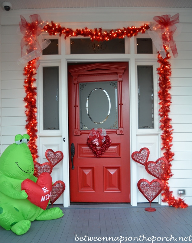 Valentines Day Door Ideas
 Still Waters Notes from a Virginia Shire Door