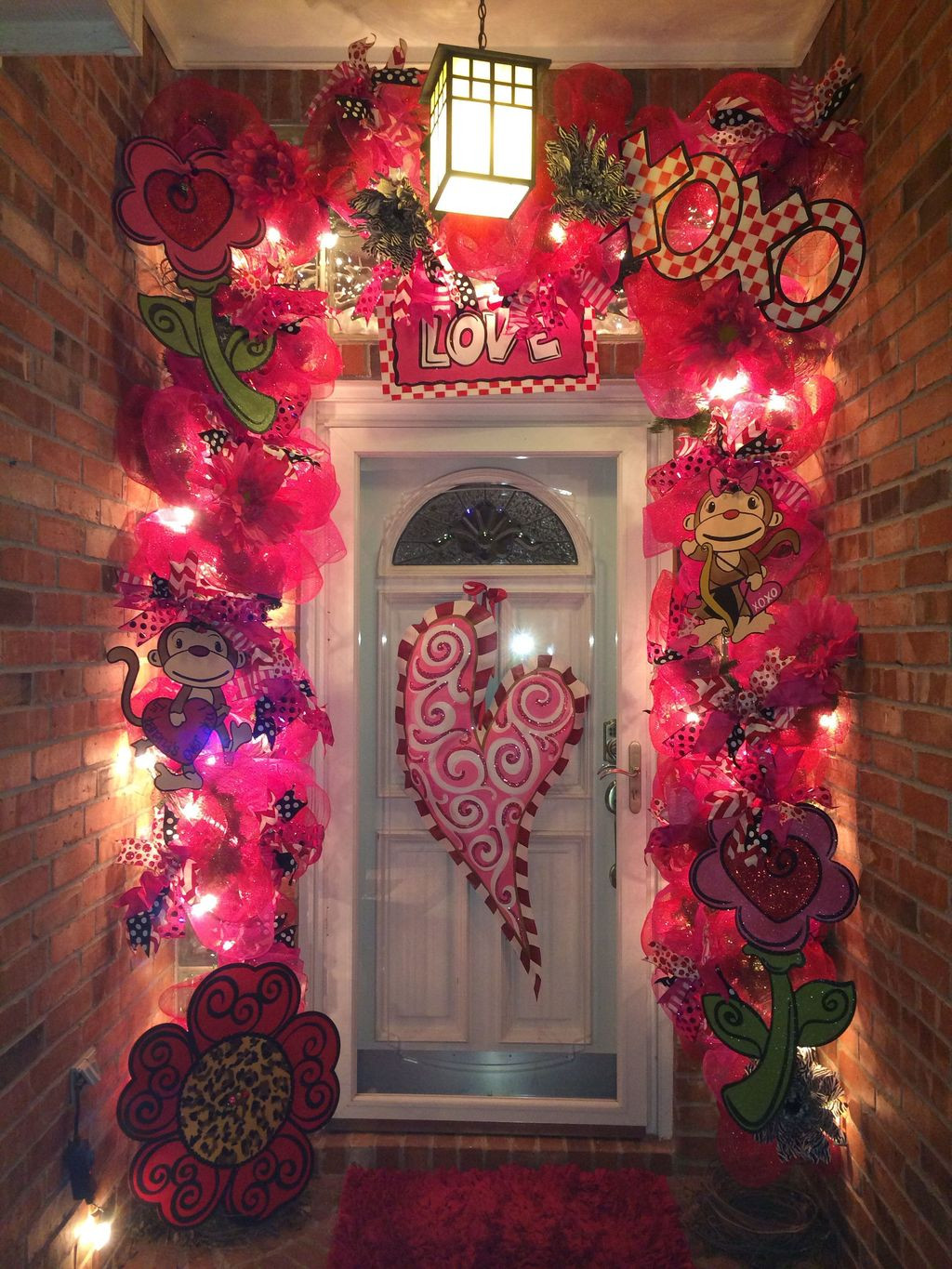 Valentines Day Door Ideas
 34 The Best Valentine Door Decorations MAGZHOUSE