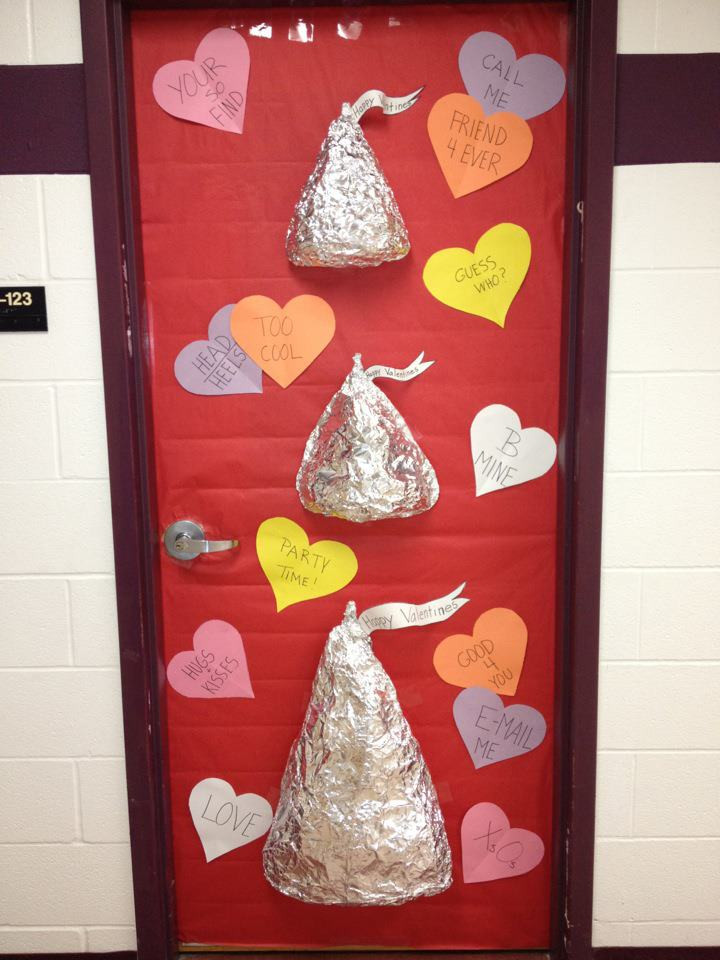 Valentines Day Door Ideas
 Special Smart Special Hearts Door Decorations from the