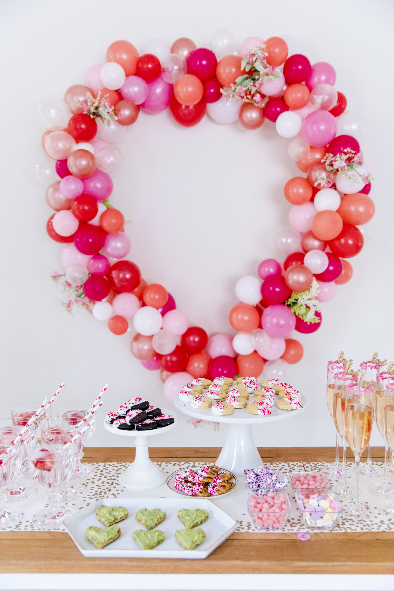 Valentines Day Party Supplies
 Six Ideas for throwing the Best Valentine s Day Party
