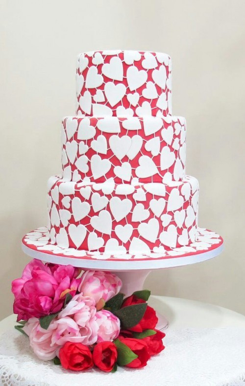 Valentines Wedding Cakes
 67 Adorable Valentine’s Day Wedding Cakes Weddingomania