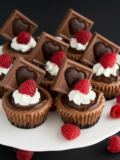 20 Ideas for Chocolate Valentine Desserts